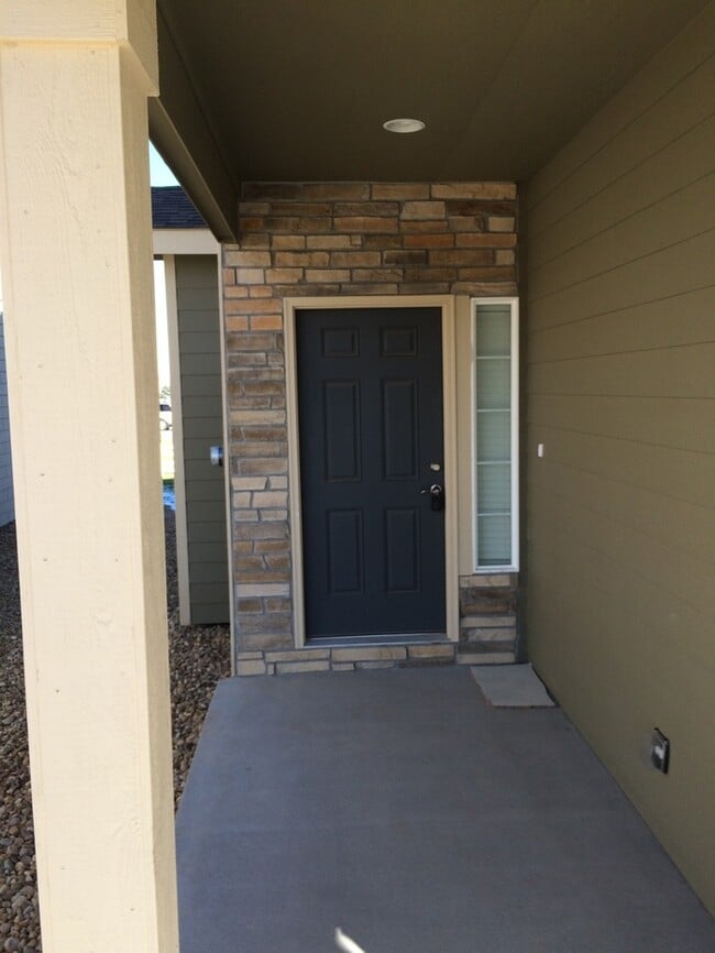 2926 Denver Dr in Fort Collins, CO - Building Photo - Building Photo