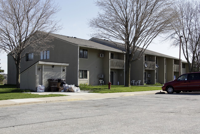 Liberty Park Apartments Senior Community-62+ in New Prague, MN - Foto de edificio - Building Photo