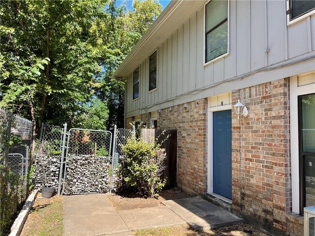 property at 1312 Southport Dr