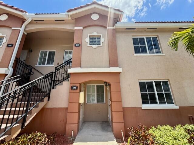 3496 Briar Bay Blvd in Royal Palm Beach, FL - Building Photo - Building Photo