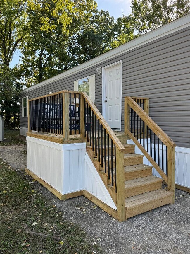 3 Fox Haven Dr in Truesdale, MO - Building Photo - Building Photo