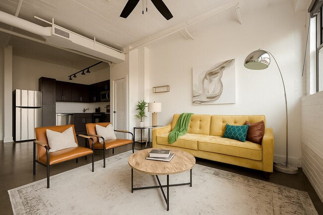 215 N Santa Fe Ave
