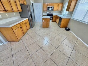 9001 Haviland Rd in Las Vegas, NV - Building Photo - Building Photo