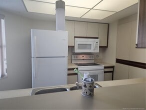 3212 SE Aster Ln in Stuart, FL - Building Photo - Building Photo
