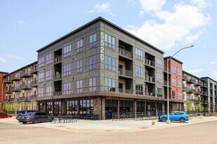 University Hills Village - UHV Building 4