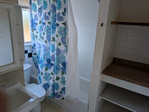 1717 SE Clatsop St in Portland, OR - Building Photo - Building Photo