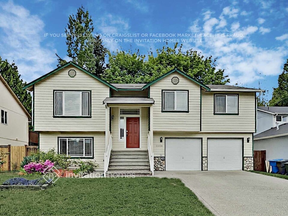 15024 92nd Ave E in Puyallup, WA - Building Photo