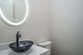 544 W Erwin St in Tyler, TX - Building Photo - Building Photo