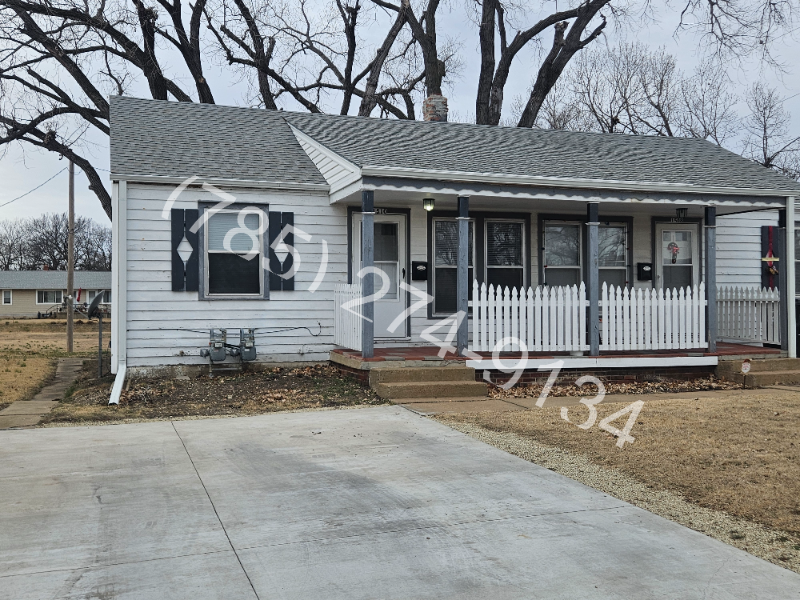 1510 Quincy St in Salina, KS - Building Photo