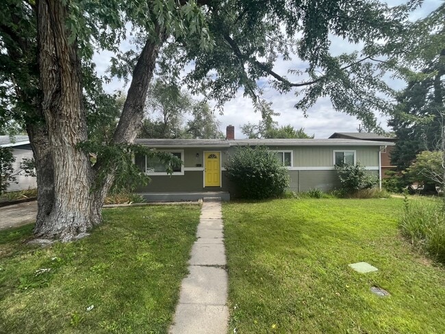 property at 1826 S Pacific St