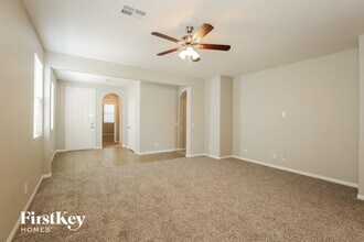 340 Casmailia Ave in North Las Vegas, NV - Building Photo - Building Photo