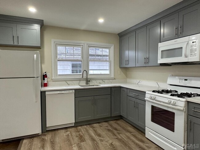 145 Main St in Metuchen, NJ - Building Photo - Building Photo