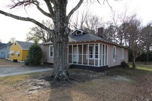 226 E Moore St in Rock Hill, SC - Building Photo