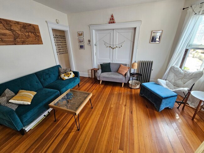 166 Kelton St, Unit 3 in Boston, MA - Building Photo - Building Photo