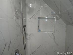 256-07 87th Rd in Queens, NY - Building Photo - Building Photo