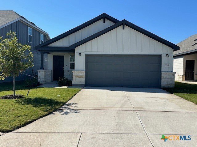 914 Bluegrass Pt in New Braunfels, TX - Building Photo