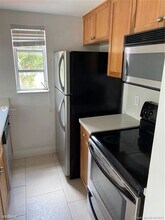 50 Antilla Ave in Coral Gables, FL - Building Photo - Building Photo