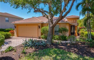 3011 Gray Heron Ct in North Fort Myers, FL - Building Photo