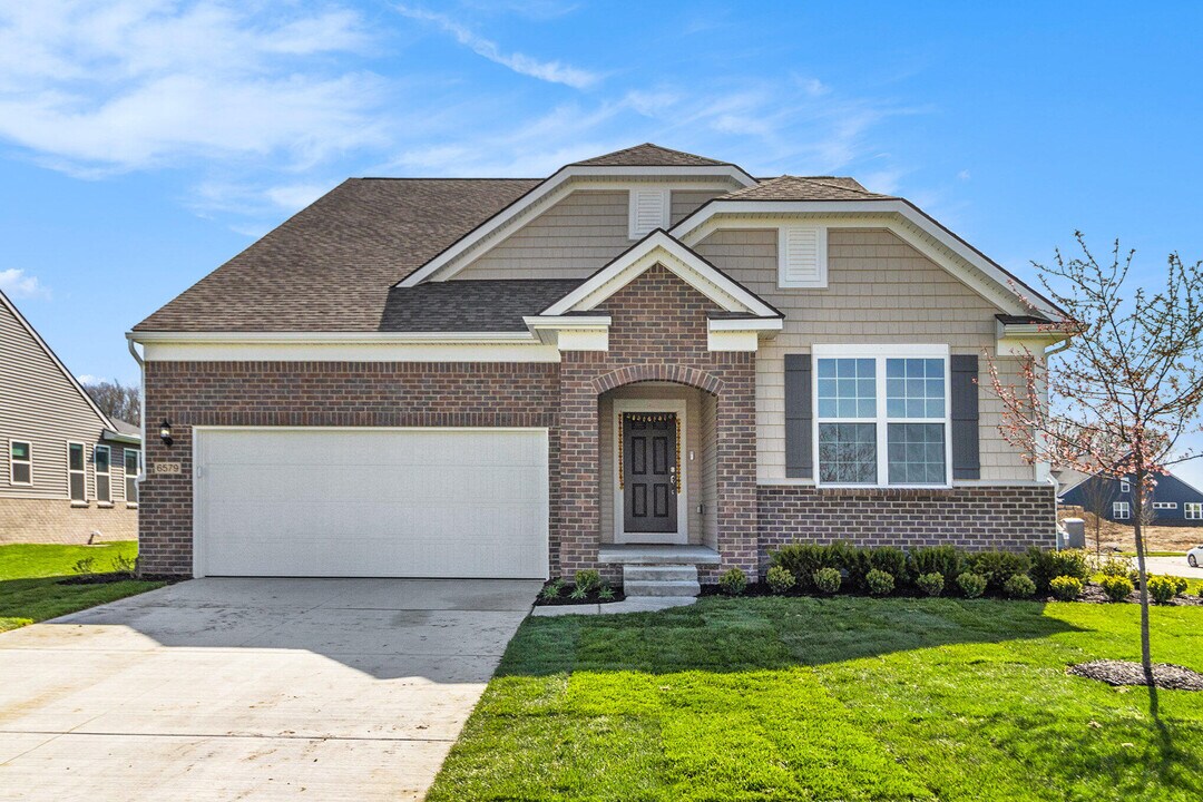 6579 Foothill Dr in Ypsilanti, MI - Building Photo