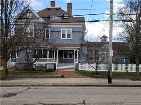 223 Cottage St. in Pawtucket, RI - Building Photo