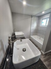 4620 Military Rd in Niagara Falls, NY - Building Photo - Building Photo