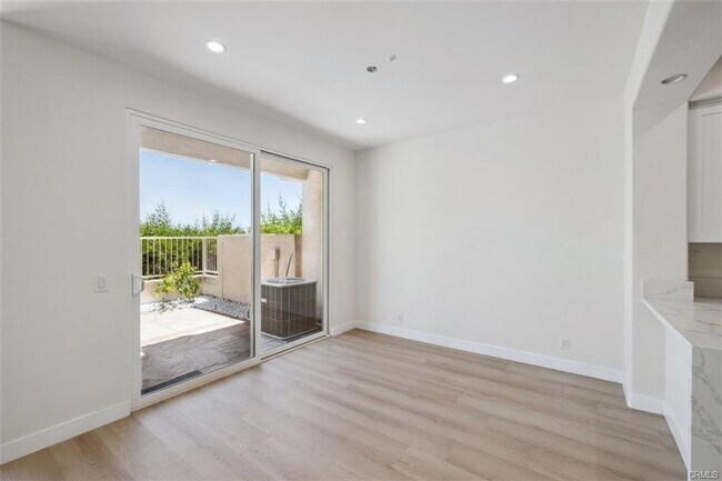 1908 Caminito De La Luna in Glendale, CA - Building Photo - Building Photo