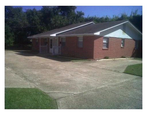 1114 43rd Ave in Gulfport, MS - Building Photo