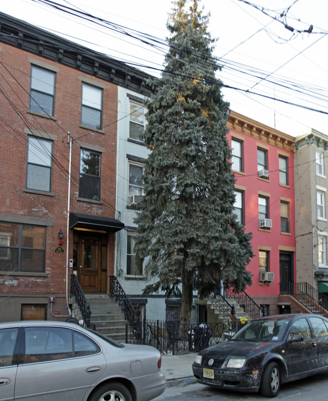 530 Garden St in Hoboken, NJ - Foto de edificio - Building Photo