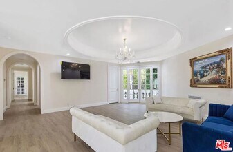 4434 Grimes Pl in Los Angeles, CA - Building Photo - Building Photo