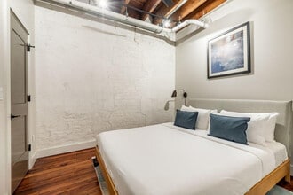 315 Girod St in New Orleans, LA - Building Photo - Building Photo
