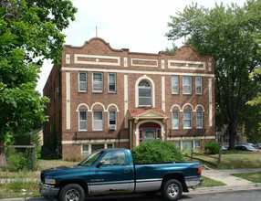 1900 Thomas Ave in Minneapolis, MN - Building Photo - Building Photo