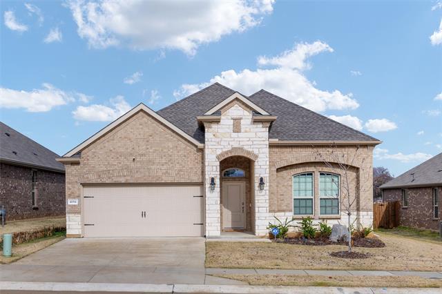 10701 Bluestone Ln in Krugerville, TX - Building Photo