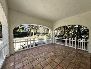 502 Madeira Ave in Coral Gables, FL - Building Photo - Building Photo