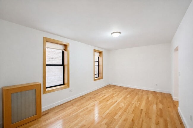 609 W 196th St in New York, NY - Building Photo - Building Photo