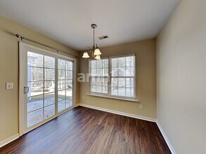 5145 Chasteal Trail in Raleigh, NC - Foto de edificio - Building Photo