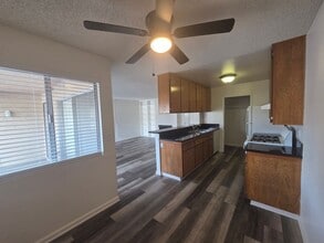 3297 Caminito Quixote in San Diego, CA - Building Photo - Building Photo