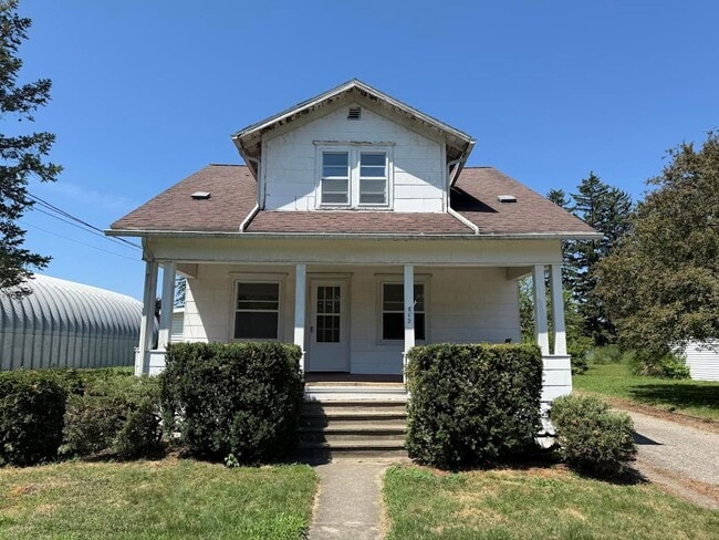 property at 812 Brentwood Rd