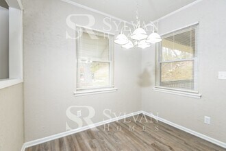 2832 Creek Ln NE in Birmingham, AL - Building Photo - Building Photo