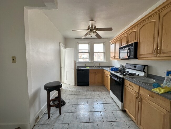 3225 Fanshawe St in Philadelphia, PA - Building Photo - Building Photo