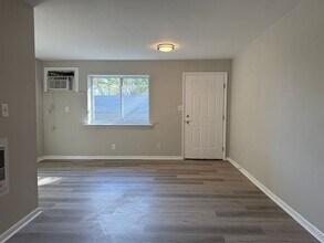 2608 Foster Ave in Nashville, TN - Building Photo - Building Photo