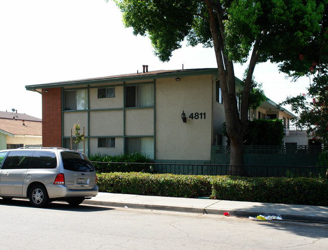 Patio Apartments in Montclair, CA - Building Photo - Building Photo