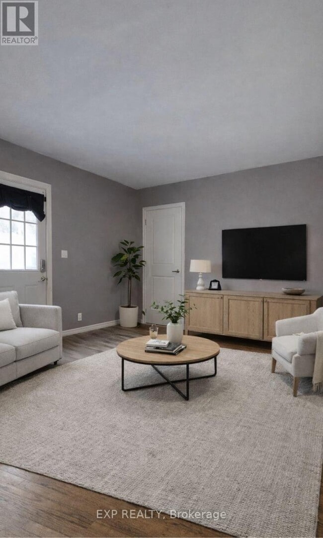 property at 54 Wyandotte St