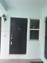 1945 Calais Dr in Miami Beach, FL - Building Photo - Building Photo