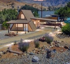 637 Sycamore St in Bodfish, CA - Building Photo