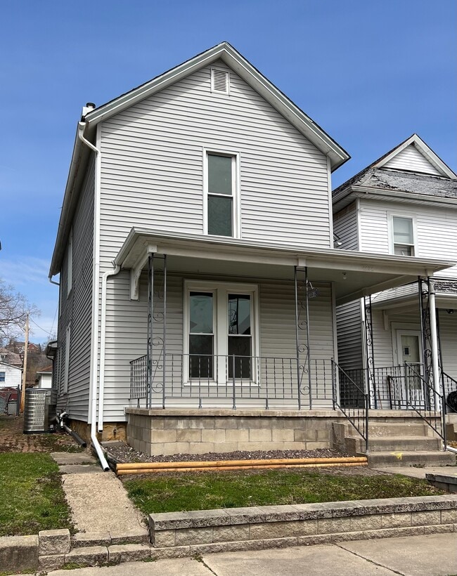 1131 Avenue F Rentals in Fort Madison, IA