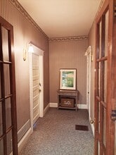2254 Monroe Ave in Norwood, OH - Foto de edificio - Building Photo