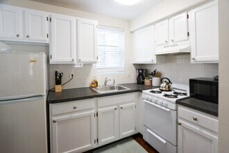 27 Jay St, Unit A in Cambridge, MA - Foto de edificio - Building Photo