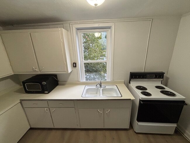 178 Sassafras St, Unit #1 in Millington, MD - Foto de edificio - Building Photo