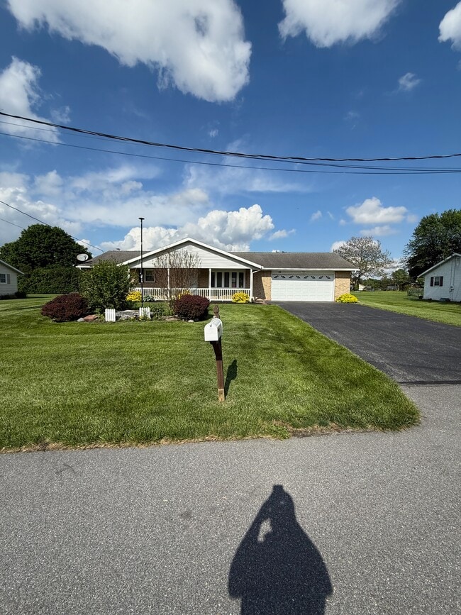 property at 85 Buckthorn Dr