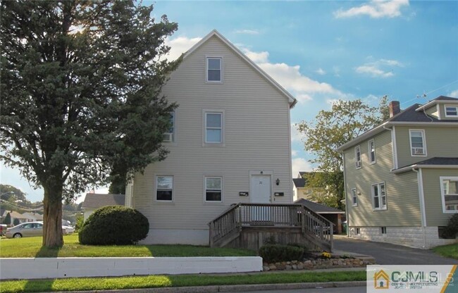 20 Silver Lake Ave in Edison, NJ - Building Photo - Building Photo